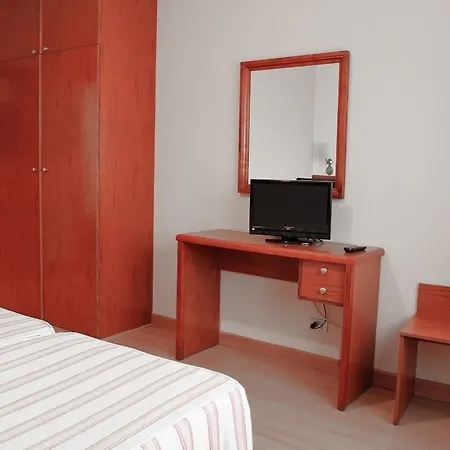 Ξενοδοχείο Maycar