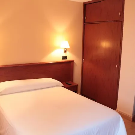 Maycar Hotel